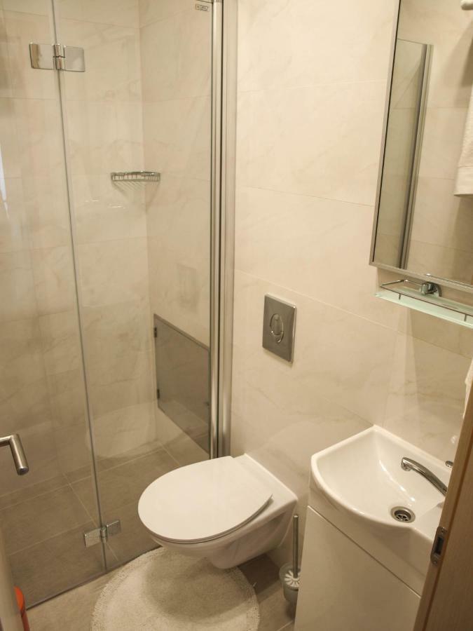 House Nataniel In Omis Near Sea Apartment Bagian luar foto
