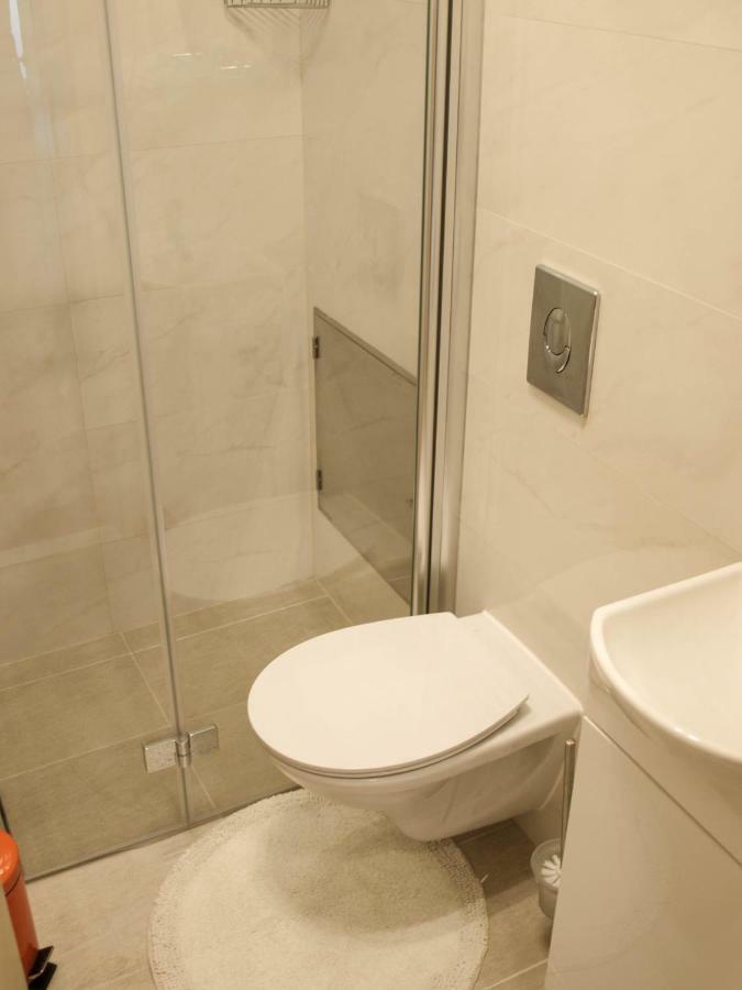 House Nataniel In Omis Near Sea Apartment Bagian luar foto