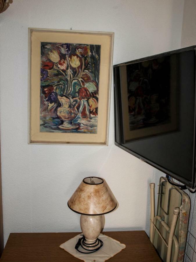 House Nataniel In Omis Near Sea Apartment Bagian luar foto